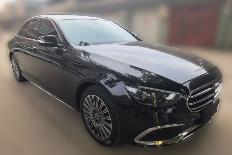 Used Mercedes-Benz E-Class 2019 E 300 L Sporty and Stylish Model Front Right 45 Deg
