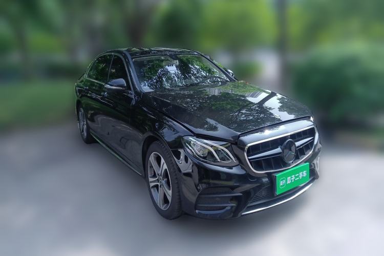 Used Mercedes-Benz E-Class 2019 E 260 L Sport Edition Front Right 45 Deg