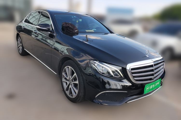 Used Mercedes-Benz E-Class 2019 Facelifted E 300 L Stylish Version Front Right 45 Deg