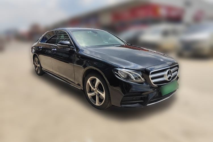 Used Mercedes-Benz E-Class 2019 Restyled E 300 L Sport Luxury Edition Front Right 45 Deg