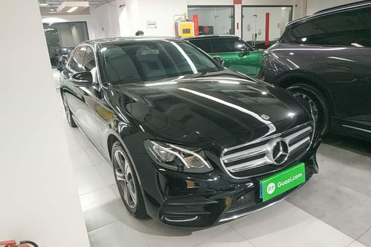 Used Mercedes-Benz E-Class 2019 E 260 L Sport Edition Front Right 45 Deg