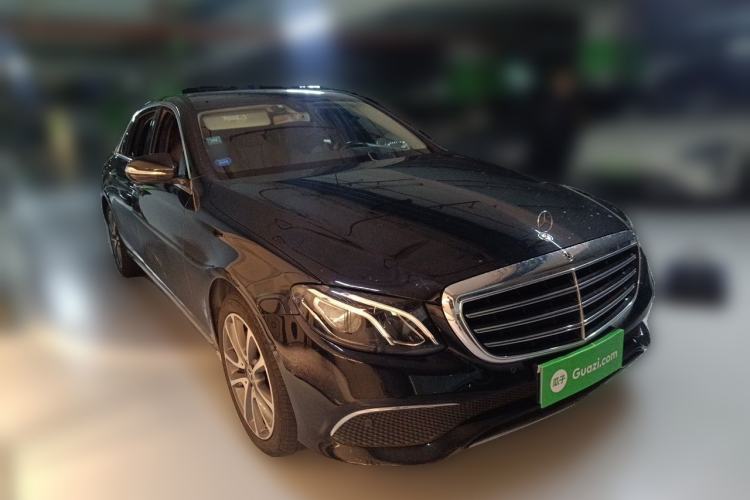 Used Mercedes-Benz E-Class 2019 E 200 L Front Right 45 Deg