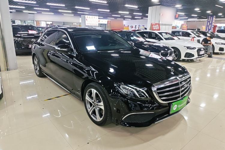 Used Mercedes-Benz E-Class 2019 E 260 L Sport Edition Front Right 45 Deg