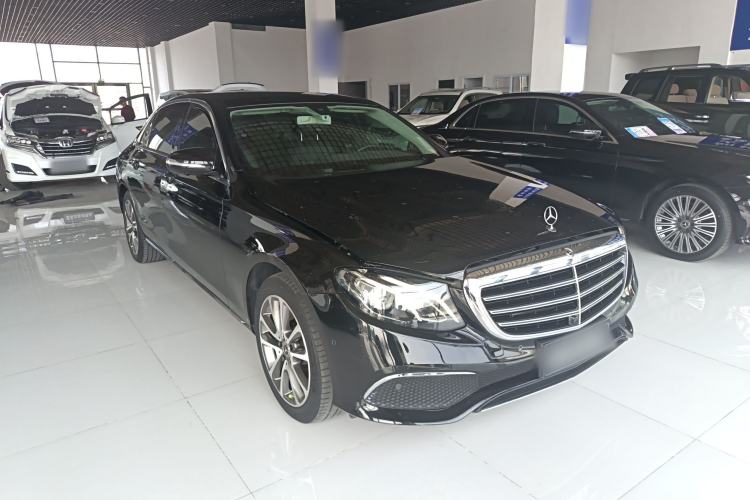 Used Mercedes-Benz E-Class 2019 Restyled E 300 L Luxury Edition Front Right 45 Deg