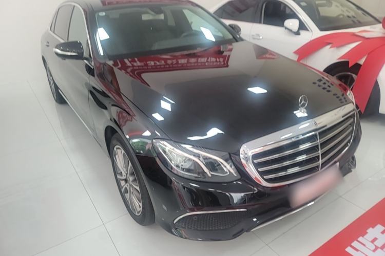 Used Mercedes-Benz E-Class 2019 E 260 L 4MATIC Front Right 45 Deg