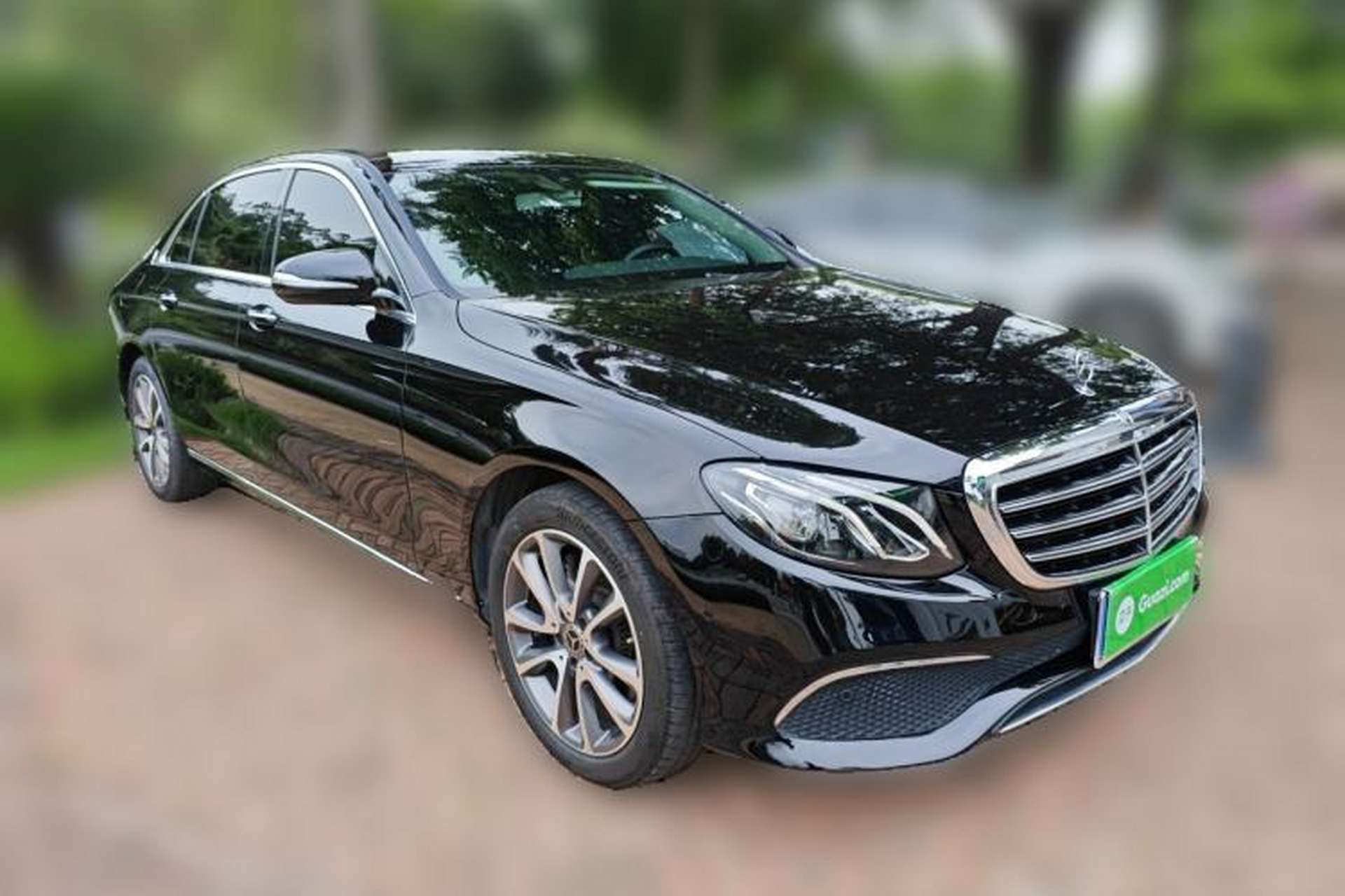 Used Mercedes-Benz E-Class 2019 E 260 L Front Right 45 Deg