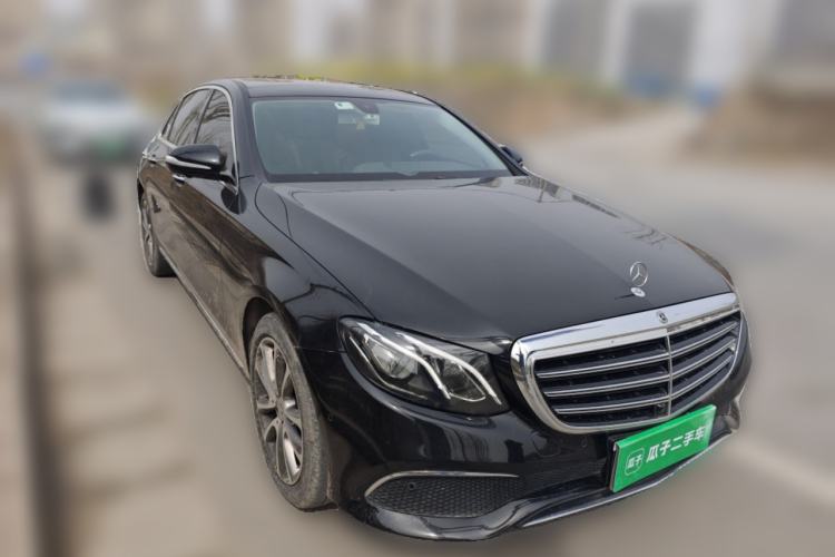 Used Mercedes-Benz E-Class 2019 Restyled E 300 L Luxury Edition Front Right 45 Deg