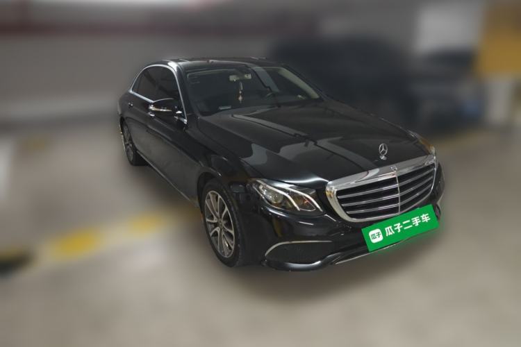 Used Mercedes-Benz E-Class 2019 E 200 L Front Right 45 Deg