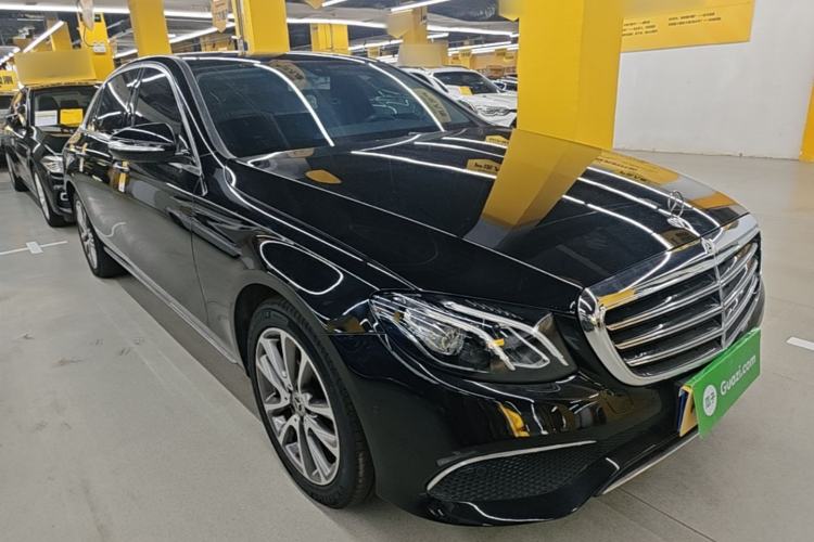 Used Mercedes-Benz E-Class 2019 E 260 L Front Right 45 Deg