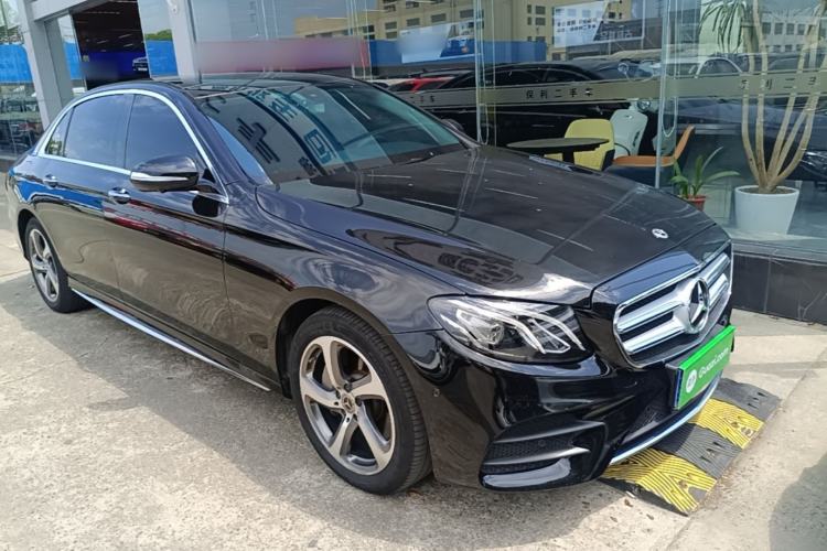 Used Mercedes-Benz E-Class 2019 Restyled E 300 L Sport Luxury Edition Front Right 45 Deg