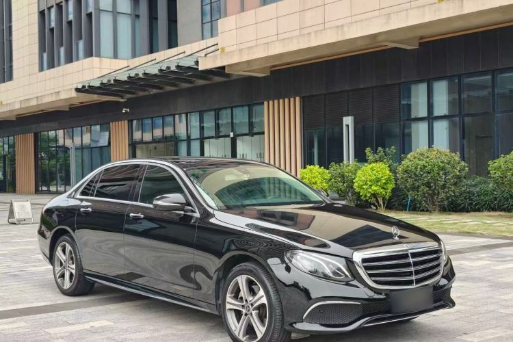 Used Mercedes-Benz E-Class 2019 E 200 L Sport Edition Front Right 45 Deg