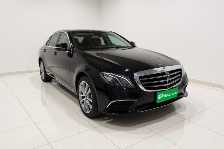 Used Mercedes-Benz E-Class 2019 E 200 L Front Right 45 Deg