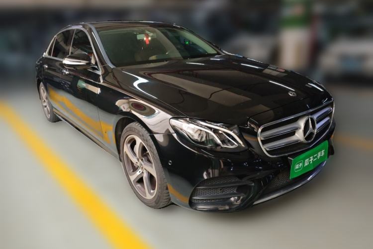 Used Mercedes-Benz E-Class 2019 Restyled E 300 L Sport Luxury Edition Front Right 45 Deg