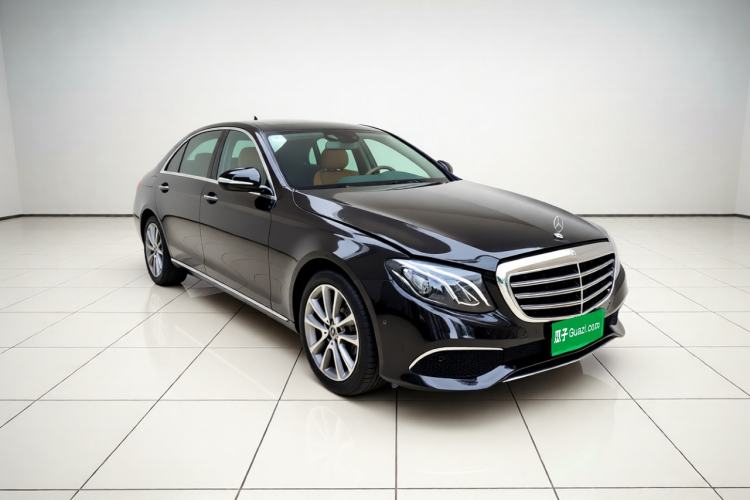 Used Mercedes-Benz E-Class 2019 E 260 L Front Right 45 Deg