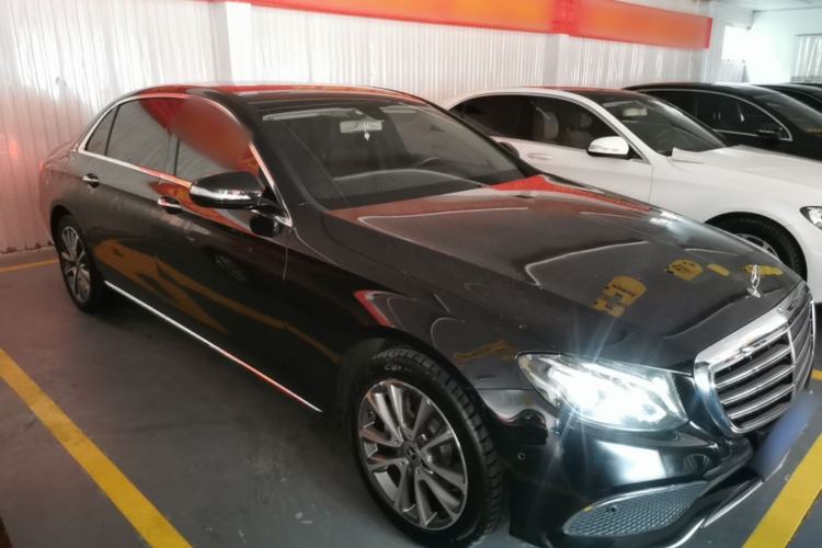 Used Mercedes-Benz E-Class 2019 E 260 L Front Right 45 Deg