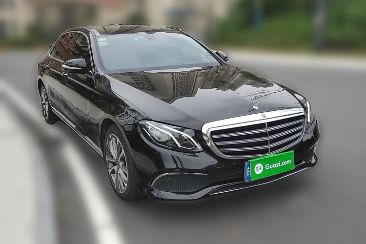Used Mercedes-Benz E-Class 2019 E 200 L Front Right 45 Deg