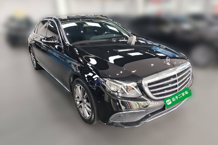 Used Mercedes-Benz E-Class 2019 E 260 L Front Right 45 Deg