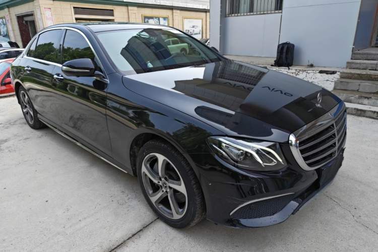 Used Mercedes-Benz E-Class 2019 E 300 L Sporty and Stylish Model Front Right 45 Deg