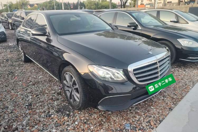 Used Mercedes-Benz E-Class 2019 E 200 L Front Right 45 Deg