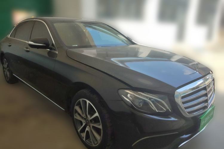Used Mercedes-Benz E-Class 2019 Facelifted E 300 L Stylish Version Front Right 45 Deg