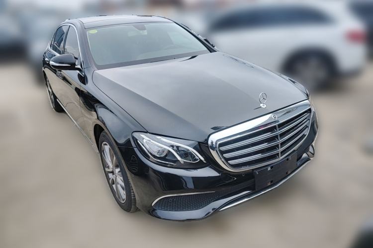 Used Mercedes-Benz E-Class 2019 E 200 L Front Right 45 Deg