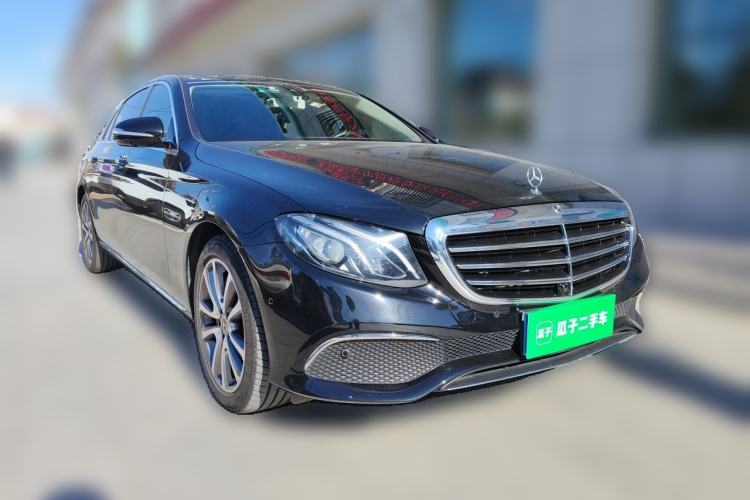 Used Mercedes-Benz E-Class 2019 Restyled E 300 L Luxury Edition Front Right 45 Deg
