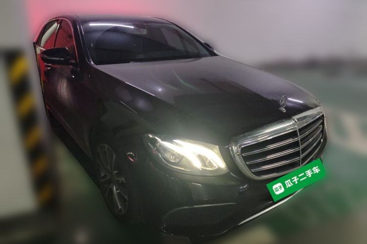 Used Mercedes-Benz E-Class 2019 Restyled E 300 L Luxury Edition Front Right 45 Deg