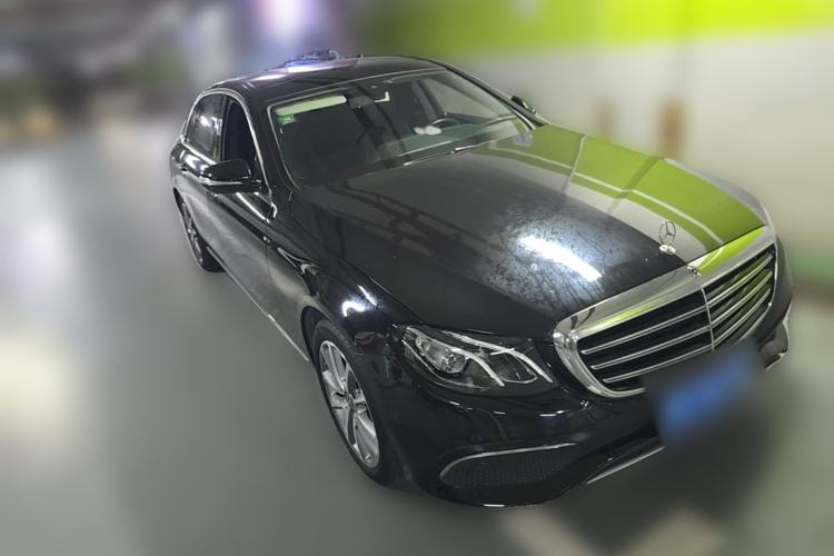 Used Mercedes-Benz E-Class 2019 E 200 L Front Right 45 Deg