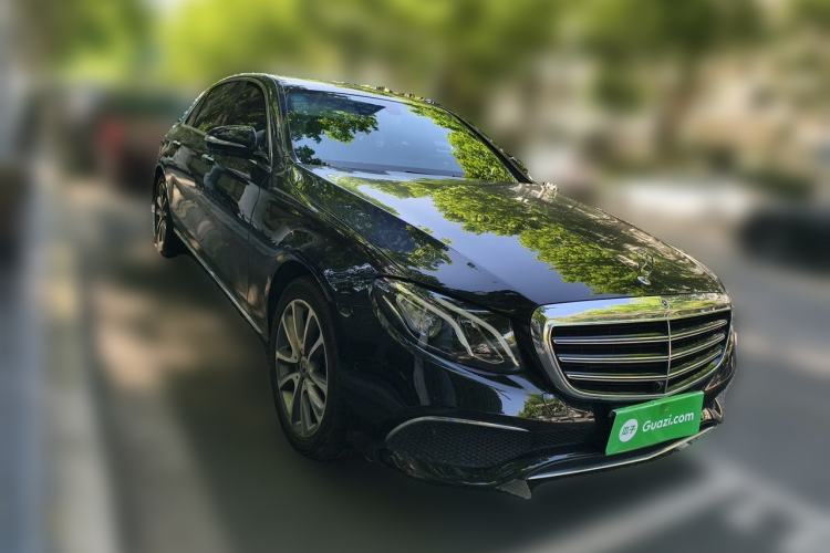 Used Mercedes-Benz E-Class 2019 Facelifted E 300 L Stylish Version Front Right 45 Deg