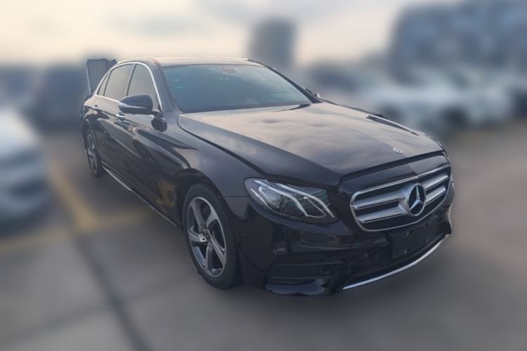 Used Mercedes-Benz E-Class 2019 Restyled E 300 L Sport Luxury Edition Front Right 45 Deg