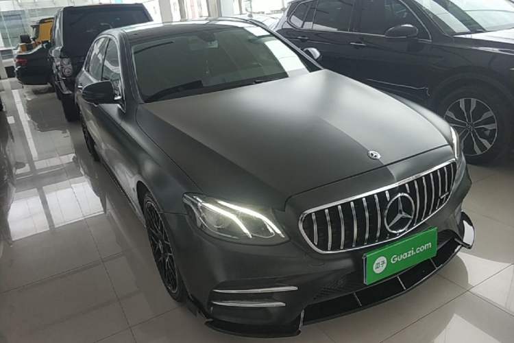 Used Mercedes-Benz E-Class 2019 E 300 L Sporty and Stylish Model Front Right 45 Deg