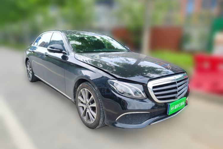 Used Mercedes-Benz E-Class 2019 Restyled E 300 L Luxury Edition Front Right 45 Deg