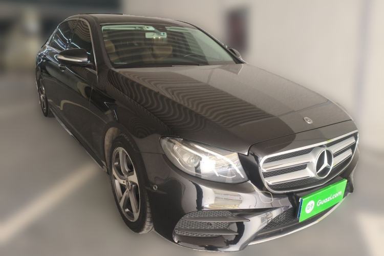 Used Mercedes-Benz E-Class 2019 E 300 L Sporty and Stylish Model Front Right 45 Deg