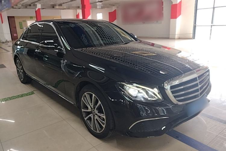 Used Mercedes-Benz E-Class 2019 Restyled E 300 L Luxury Edition Front Right 45 Deg