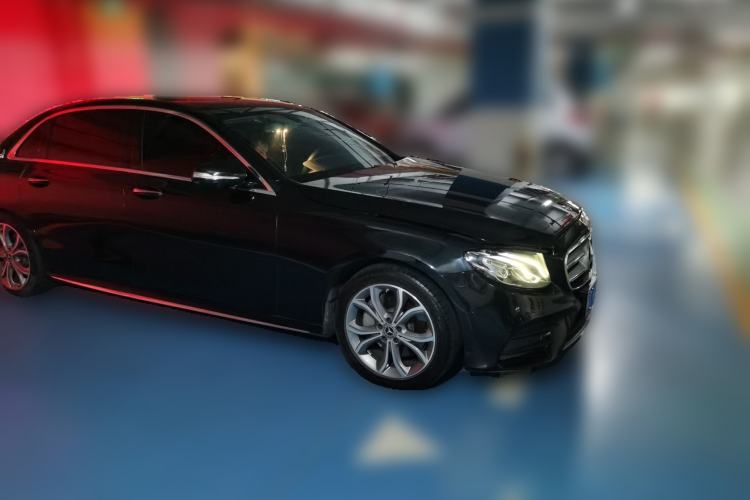 Used Mercedes-Benz E-Class 2019 Restyled E 300 L Sport Luxury Edition Front Right 45 Deg
