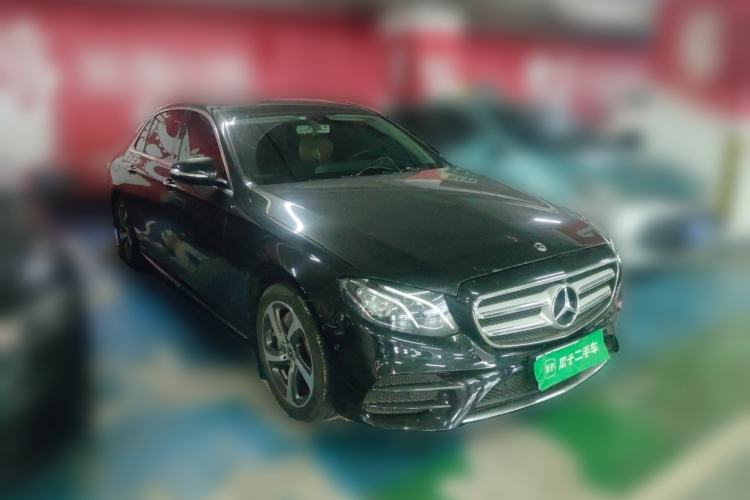 Used Mercedes-Benz E-Class 2019 Restyled E 300 L Sport Luxury Edition Front Right 45 Deg