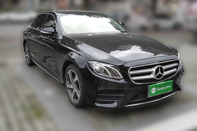 Used Mercedes-Benz E-Class 2019 E 260 L Sport 4MATIC Front Right 45 Deg
