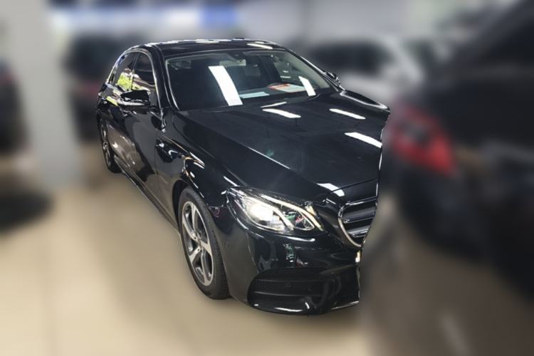 Used Mercedes-Benz E-Class 2019 E 300 L Sporty and Stylish Model Front Right 45 Deg