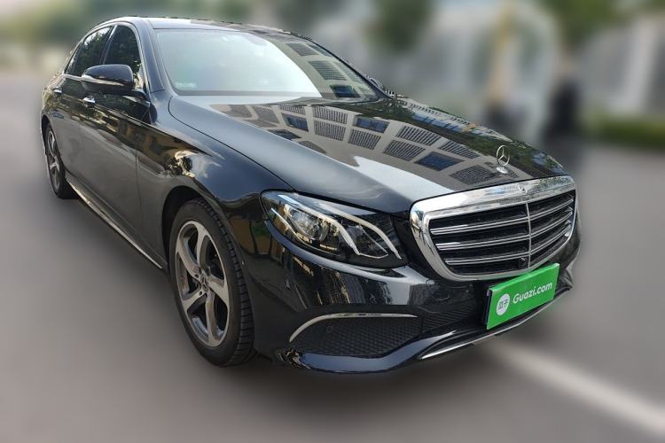 Used Mercedes-Benz E-Class 2019 E 300 L Sport Luxury Edition Front Right 45 Deg