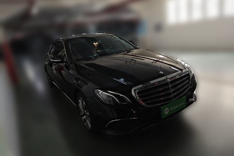 Used Mercedes-Benz E-Class 2019 Facelifted E 300 L Stylish Version Front Right 45 Deg