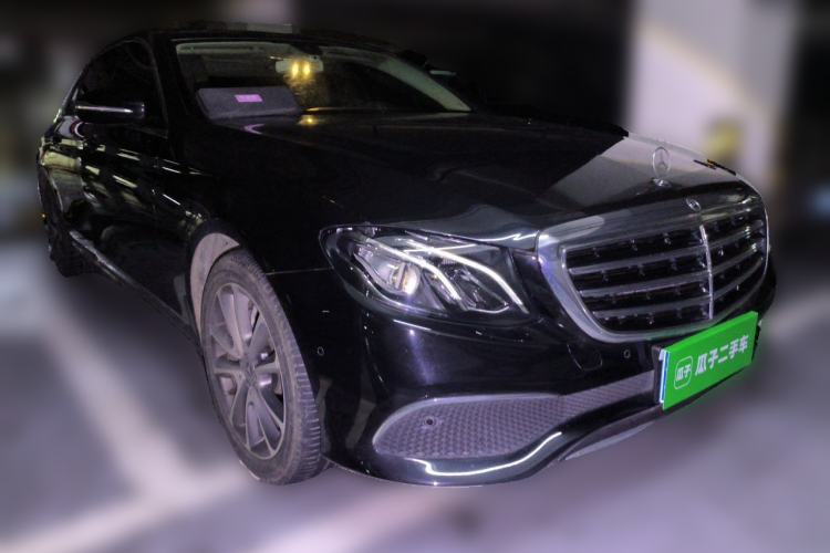 Used Mercedes-Benz E-Class 2019 E 200 L Front Right 45 Deg