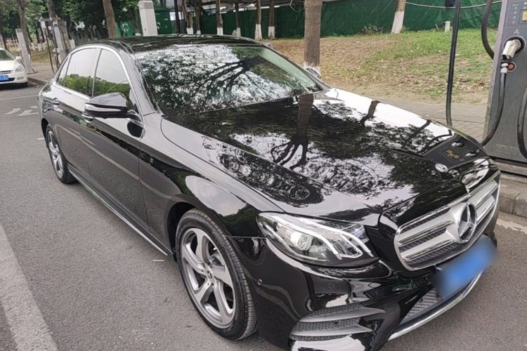 Used Mercedes-Benz E-Class 2019 Restyled E 300 L Sport Luxury Edition Front Right 45 Deg