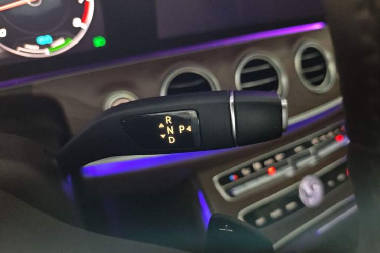 Used Mercedes-Benz E-Class 2019 E 260 L Gear Lever