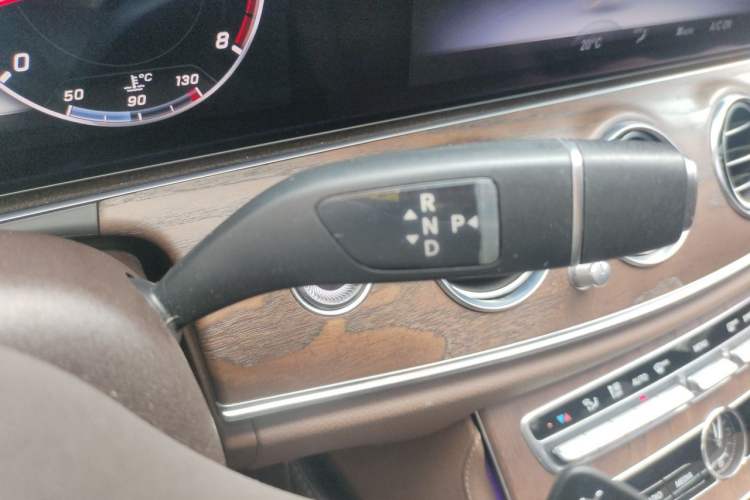 Used Mercedes-Benz E-Class 2019 E 300 L Luxury Model Gear Lever