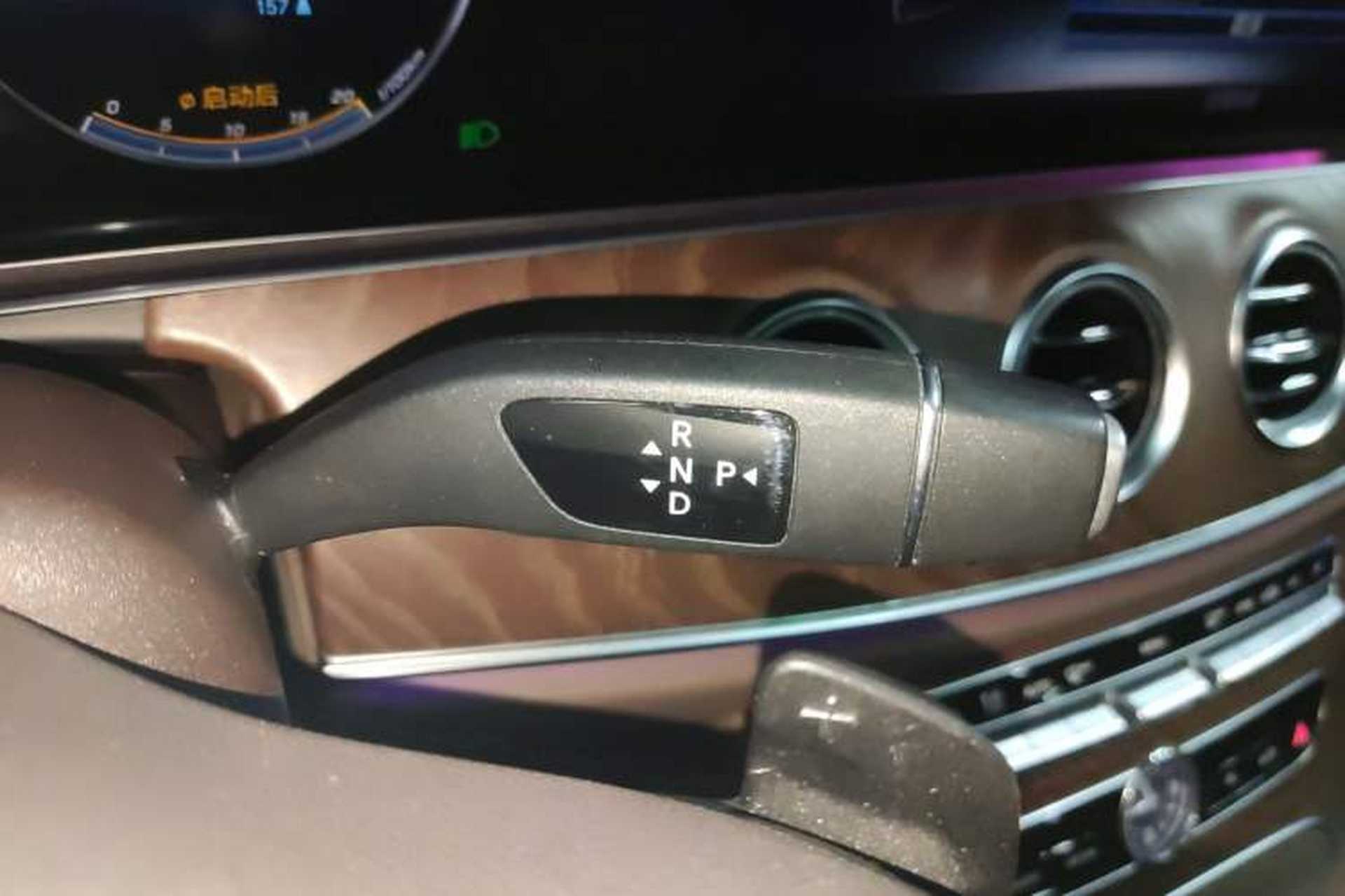Used Mercedes-Benz E-Class 2019 E 200 L Gear Lever
