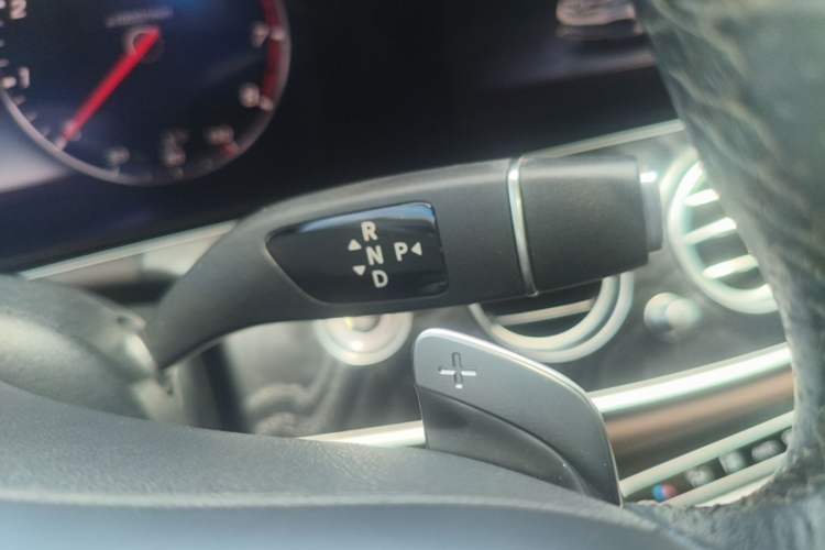 Used Mercedes-Benz E-Class 2019 E 300 L Sporty and Stylish Model Gear Lever