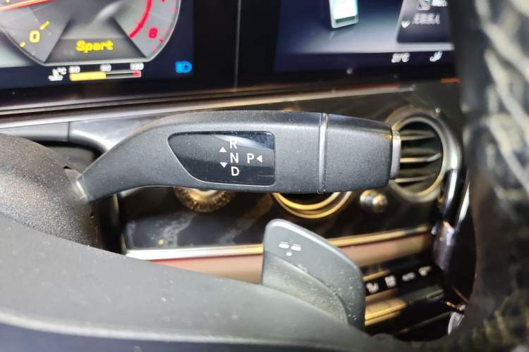 Used Mercedes-Benz E-Class 2019 E 300 L Sporty and Stylish Model Gear Lever