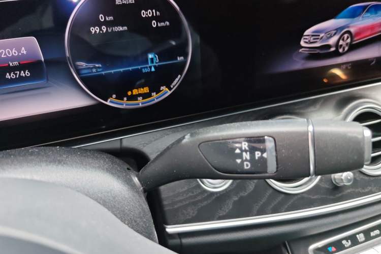 Used Mercedes-Benz E-Class 2019 E 200 L Sport Edition Gear Lever