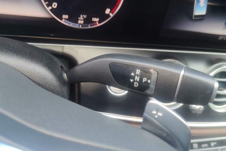 Used Mercedes-Benz E-Class 2019 E 200 L Sport Edition Gear Lever