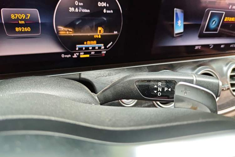 Used Mercedes-Benz E-Class 2019 E 300 L Sporty and Stylish Model Gear Lever